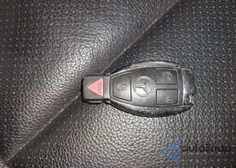 2011 Mercedes-Benz C 300 Luxury/Sport from USA, damaged, VIN WDDGF5EB1BR138817